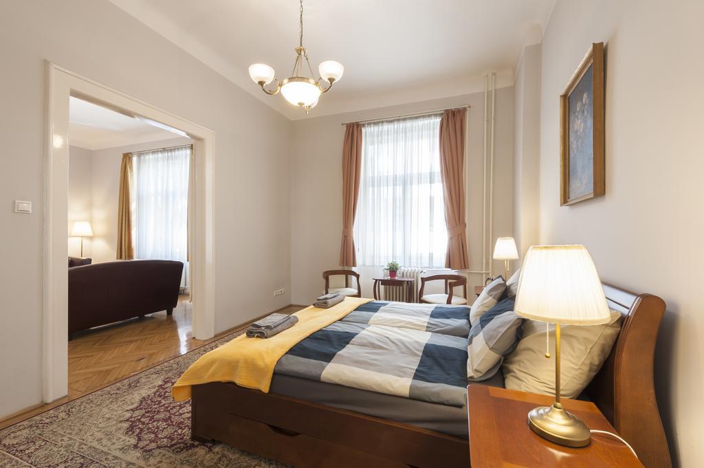 Liszt Ferenc Boutique Apartment บูดาเปสต์ ภายนอก รูปภาพ