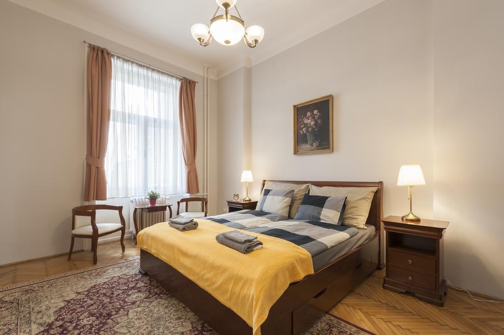 Liszt Ferenc Boutique Apartment บูดาเปสต์ ภายนอก รูปภาพ