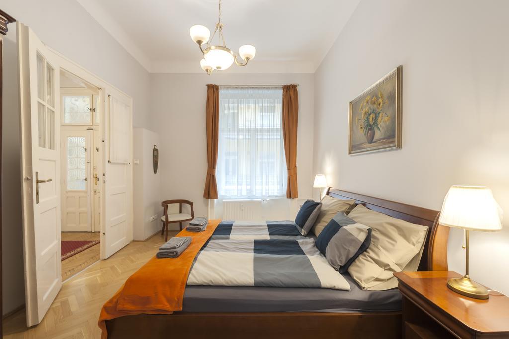 Liszt Ferenc Boutique Apartment บูดาเปสต์ ภายนอก รูปภาพ