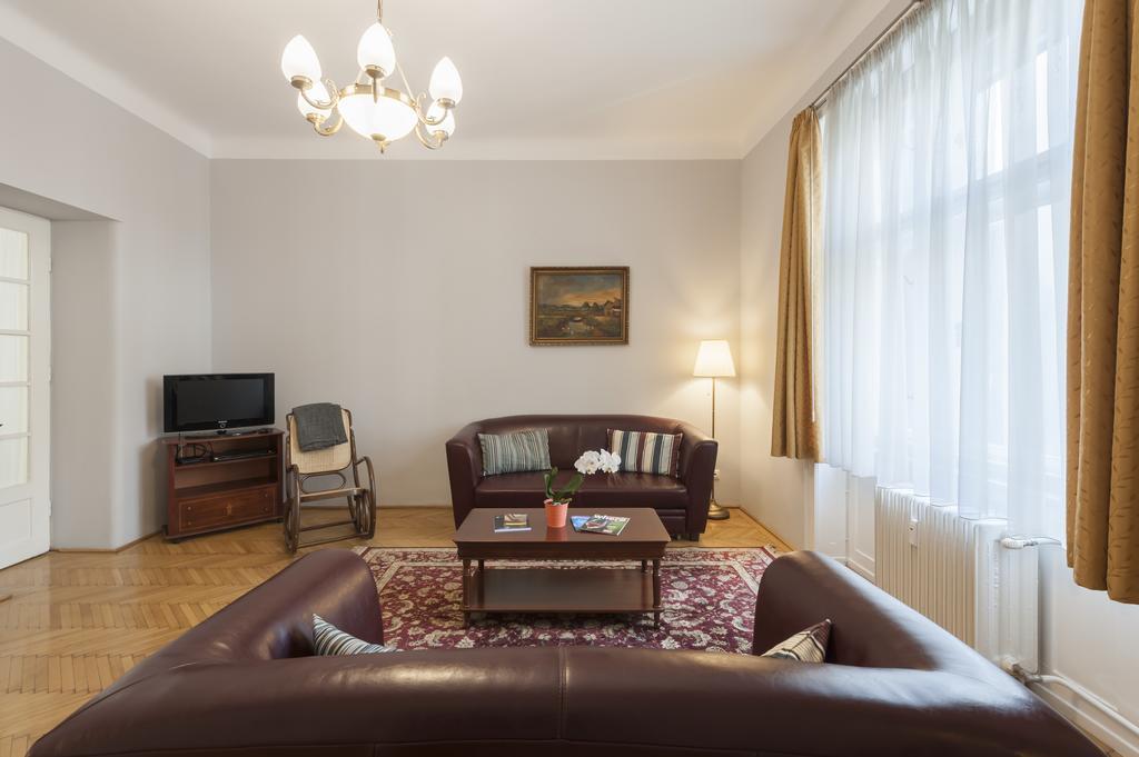 Liszt Ferenc Boutique Apartment บูดาเปสต์ ภายนอก รูปภาพ