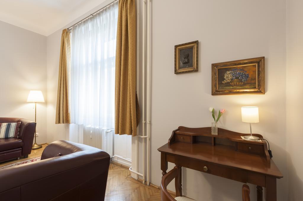 Liszt Ferenc Boutique Apartment บูดาเปสต์ ภายนอก รูปภาพ
